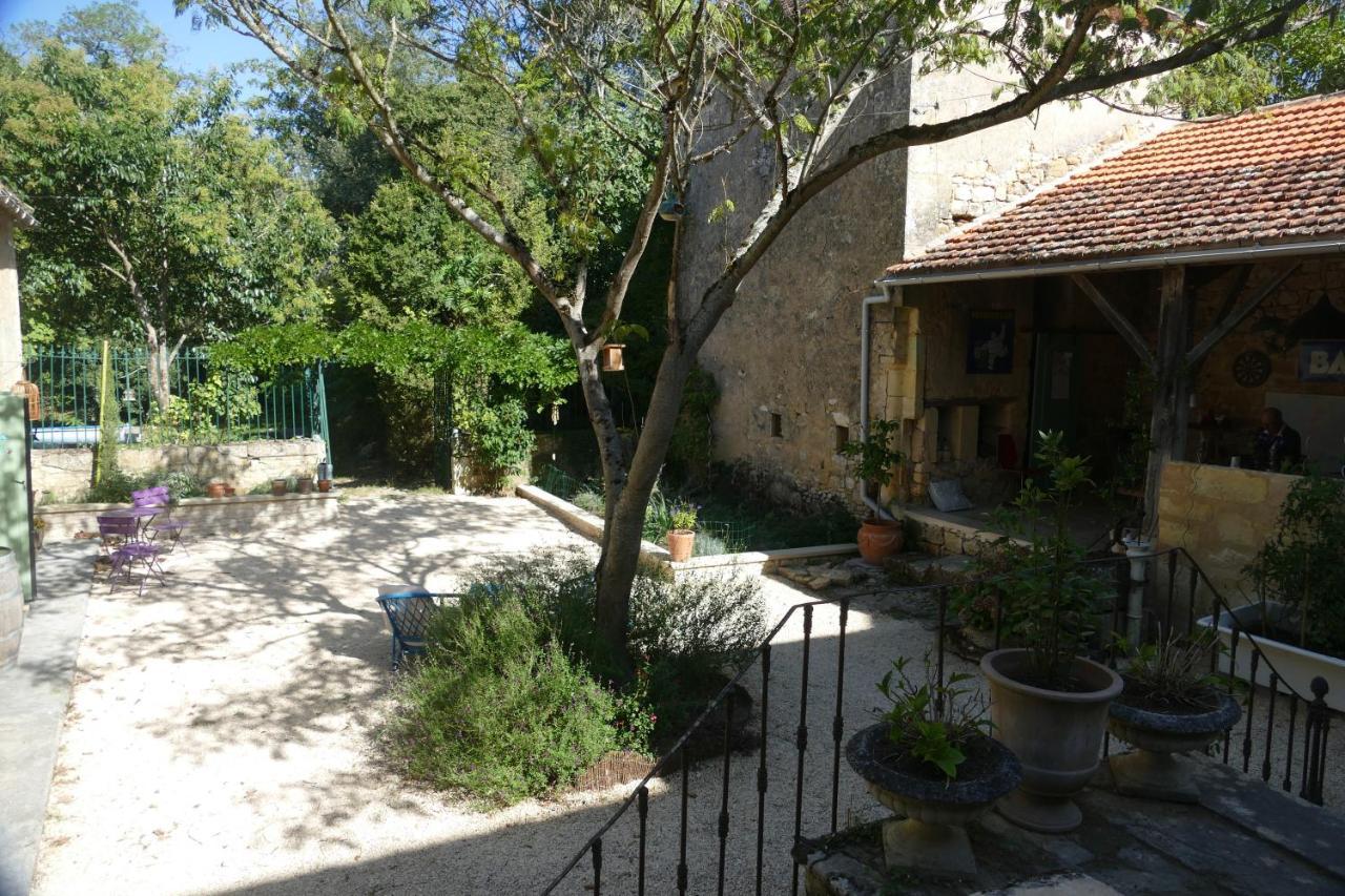 1 Rue Pasquet - 2 Double Rooms In The Main House Beaumont-du-Périgord Eksteriør bilde