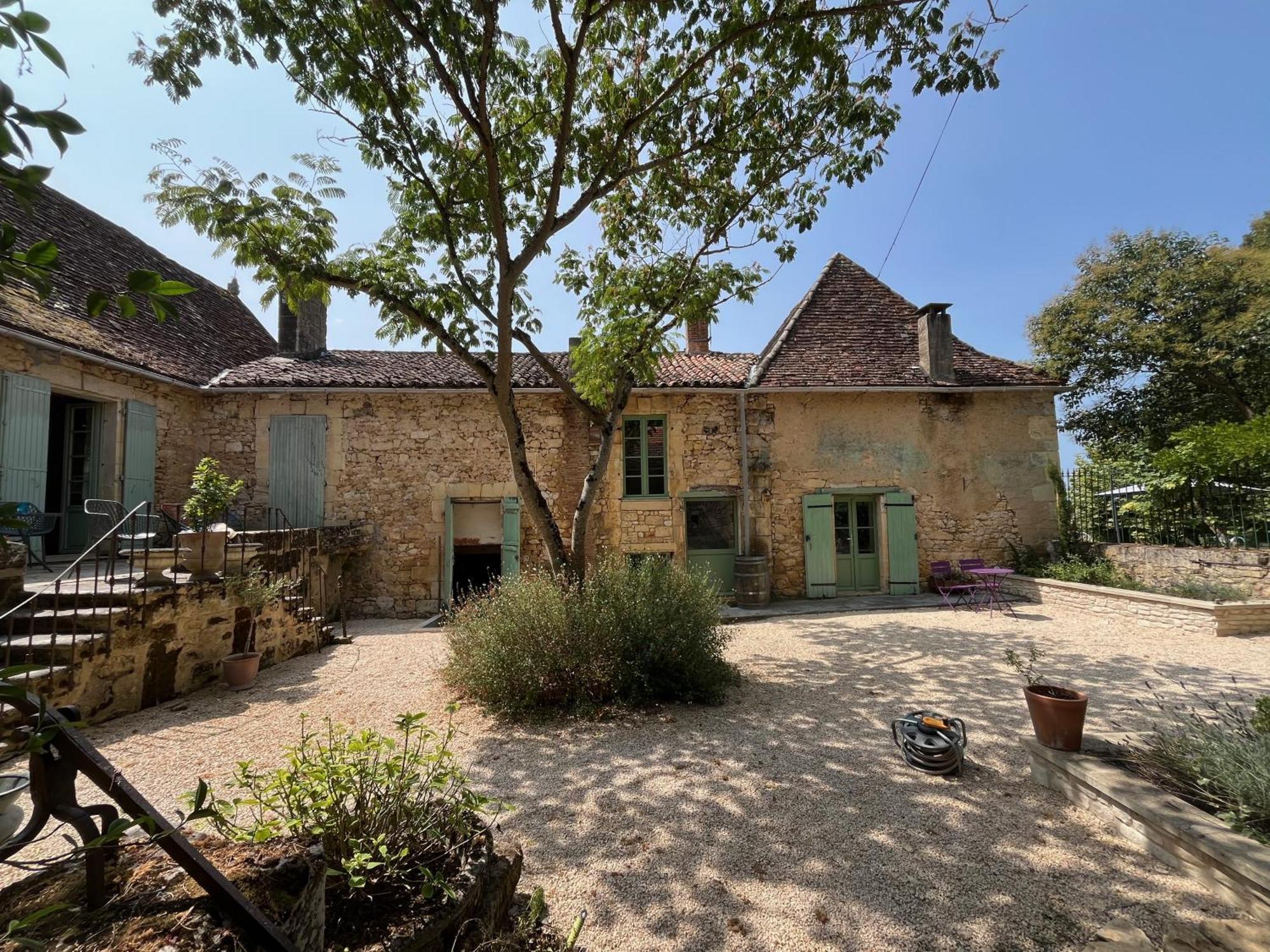 1 Rue Pasquet - 2 Double Rooms In The Main House Beaumont-du-Périgord Eksteriør bilde
