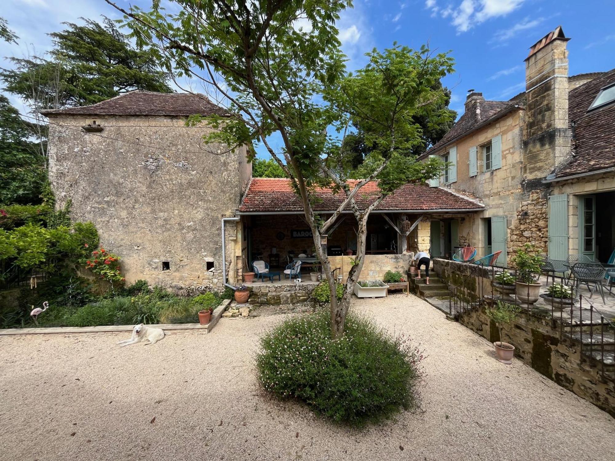 1 Rue Pasquet - 2 Double Rooms In The Main House Beaumont-du-Périgord Eksteriør bilde